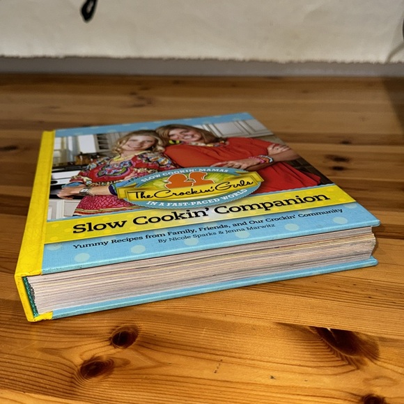 The Crockin' Girls Slow Cookin' Companion: Yummy Recipes from Family, Friends - Picture 4 of 4